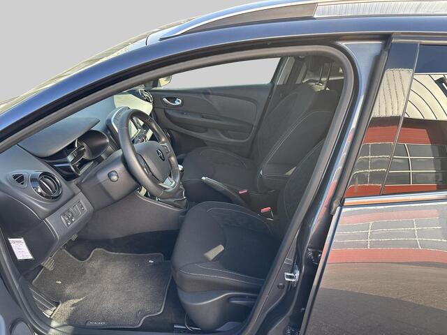 Renault CLIO Estate 0.9 TCe Limited | Navigatie