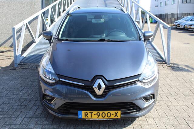 Renault CLIO Estate 0.9 TCe Intens Navigatie/Parkeersensoren/Airco/Cruise control/Keyless/Bluetooth/DAB/Multifunctioneel stuurwiel/Spraakbediening/16'' Lichtmetalen velgen/Elektrisch verstelbare spiegels/Elektrische ramen.