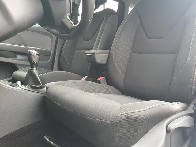 Renault CLIO Estate 0.9 TCe Limited NAVI/CRUISE/AIRCO/LMV