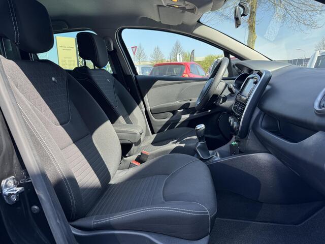 Renault CLIO 0.9 TCe Limited 2e Eigenaar,Navi,Airco,Cruise,LM Velgen,PDC Achter,Dealer Onderhouden,N.A.P,APK Tot 01-2026