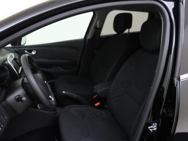 Renault CLIO Estate 0.9 TCe 90 PK Limited Airco | Cruise Control | Parkeersensoren Achter | Apple Carplay & Android Auto
