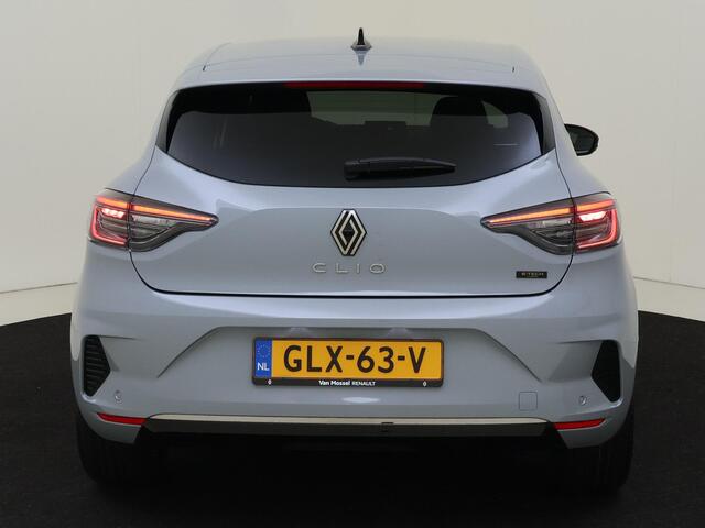 Renault CLIO 1.6 E-Tech Full Hybrid 145 PK Techno Navigatie | Climate Control | Cruise Control | Parkeersensoren Voor en Achter | 360 graden Camera | Apple Carplay & Android Auto
