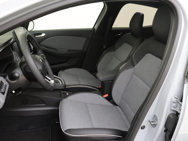 Renault CLIO 1.6 E-Tech Full Hybrid 145 PK Techno Navigatie | Climate Control | Cruise Control | Parkeersensoren Voor en Achter | 360 graden Camera | Apple Carplay & Android Auto