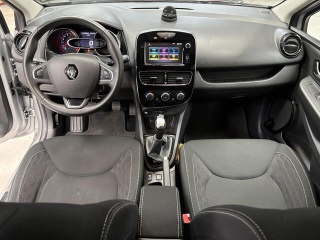 Renault CLIO Estate 0.9 TCe Limited / All Seasonbanden / Dealer Onderhouden / Apple Carplay / Android Auto / Parkeersensoren Achter / Lichtmetalen Velgen 16" /