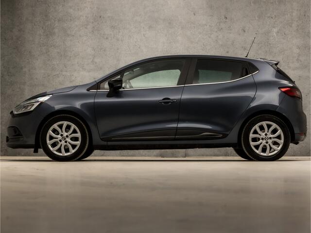 Renault CLIO 0.9 TCe Bose (SCHERM, LEDER/ALCANTARA, CLIMATE, GETINT GLAS, BOSE AUDIO, LED KOPLAMPEN, SPORTSTOELEN, CRUISE, PARKEERSENSOREN, NIEUWE APK, NIEUWSTAAT)