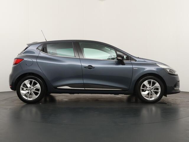Renault CLIO 0.9 TCe Limited | Parkeersensoren Achter | Airco | Cruise Control | Navigatie |