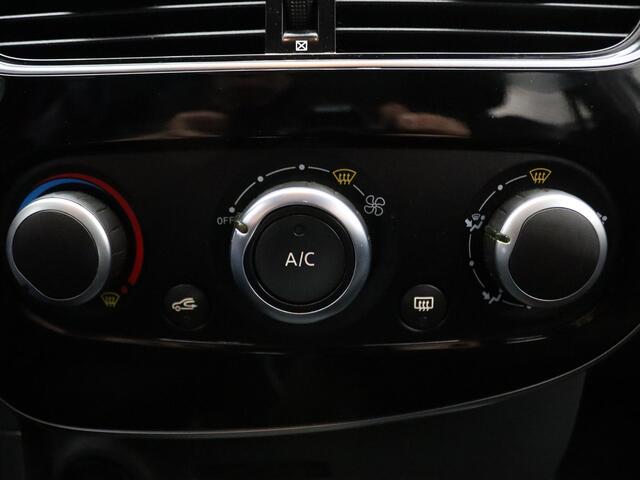 Renault CLIO Estate TCe 90pk Limited Airco | Cruise | Carplay | Navi | Parkeersens. achter