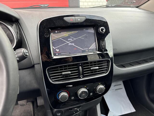 Renault CLIO Estate 0.9 TCe Limited TREKHAAK / NAVI / AIRCO / PDC / BLUETOOTH / CRUISE / DAB+ / NL-AUTO