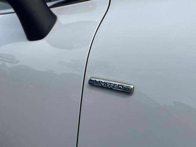 Renault CLIO 0.9 TCe Eco2 Limited