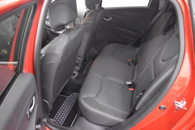 Renault CLIO Estate 0.9 TCE 90PK LIMITED