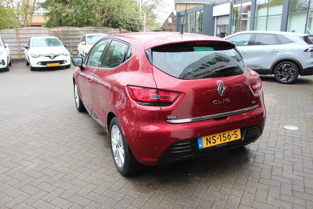 Renault CLIO 0.9 TCe Limited 90 pk Navigatie, Airco, Cruise controle, PDC, LMV