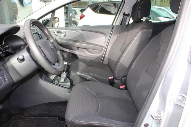 Renault CLIO 0.9 TCe Limited 90 pk Clima, Cruise contr., Navigatie, LMV