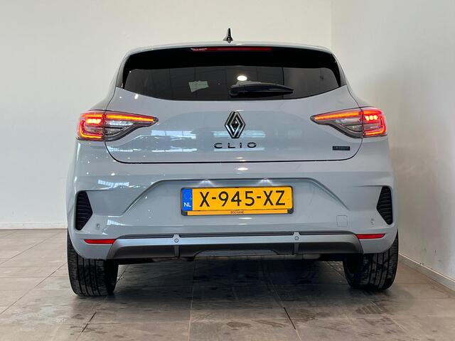 Renault CLIO 1.6 E-Tech Full Hybrid 145 Esprit Alpine | 360° camera | Adaptieve cruise control | Apple Carplay/Android Auto