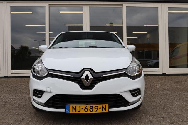 Renault CLIO 0.9 TCe, Cruise Control, Airco, Navigatie, Prijs Is Rijklaar Inclusief 6 Maanden Garantie