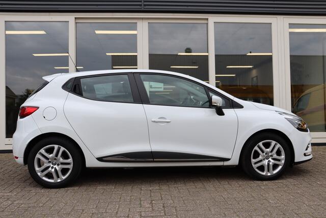 Renault CLIO 0.9 TCe, Cruise Control, Airco, Navigatie, Prijs Is Rijklaar Inclusief 6 Maanden Garantie