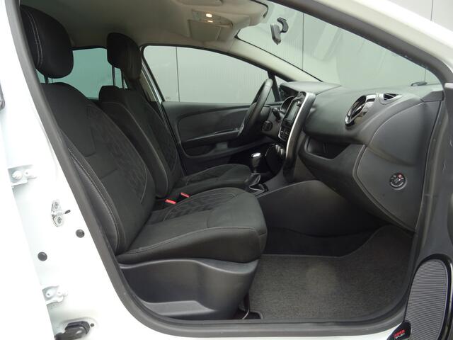 Renault CLIO 0.9 TCe Limited * PDC * TREKHAAK * DEALER ONDERH. !!