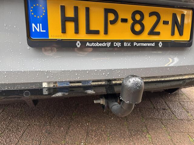 Renault CLIO 1.6 E-Tech Full Hybrid 145 techno