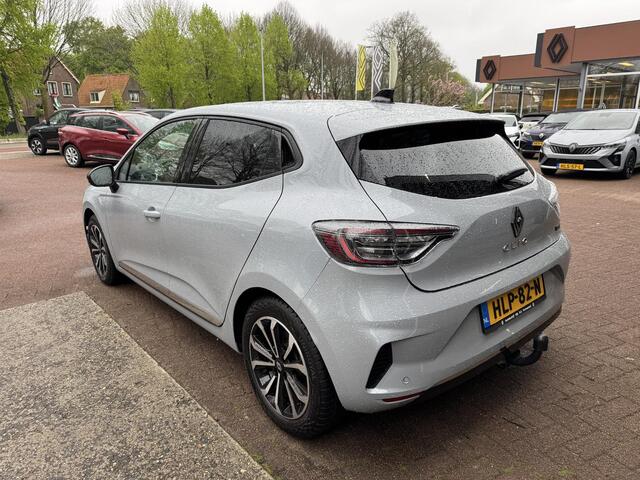 Renault CLIO 1.6 E-Tech Full Hybrid 145 techno