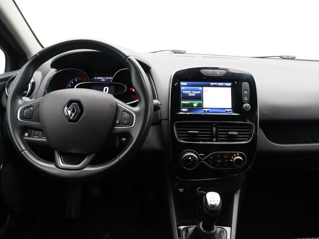 Renault CLIO 90pk TCe Intens | Parkeersensoren achter | Navigatie | Climate control | Cruise control |