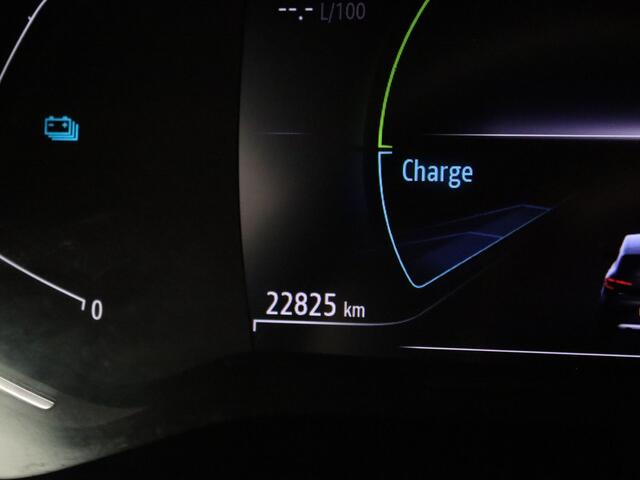 Renault CLIO 164pk E-Tech Hybrid 145 Equilibre Cruise | Climate | Carplay | Parkeersens. achter