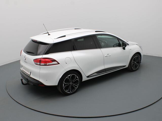 Renault CLIO Estate TCe 90pk Bose BOSE | Camera | Cruise | Parksens. v+a | Stoelverw. | Trekhaak