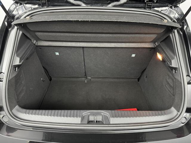 Renault CLIO 1.0 TCe 100 Intens | Navigatie | Achteruitrijcamera | Climate Control |