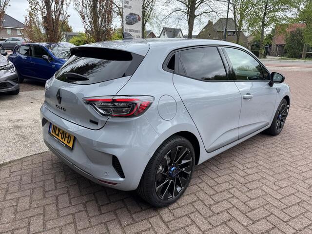 Renault CLIO 1.6 E-Tech Full Hybrid 145 esprit Alpine
