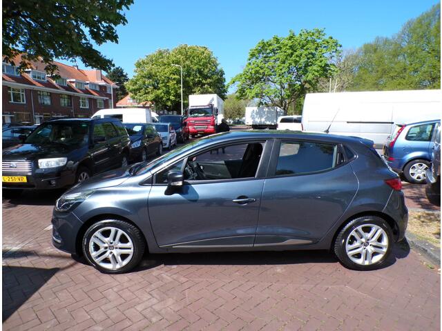 Renault CLIO 0.9 TCe Zen CRUISECONTROL NAVI TELEFOON......