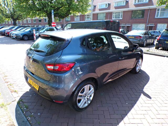 Renault CLIO 0.9 TCe Zen CRUISECONTROL NAVI TELEFOON......