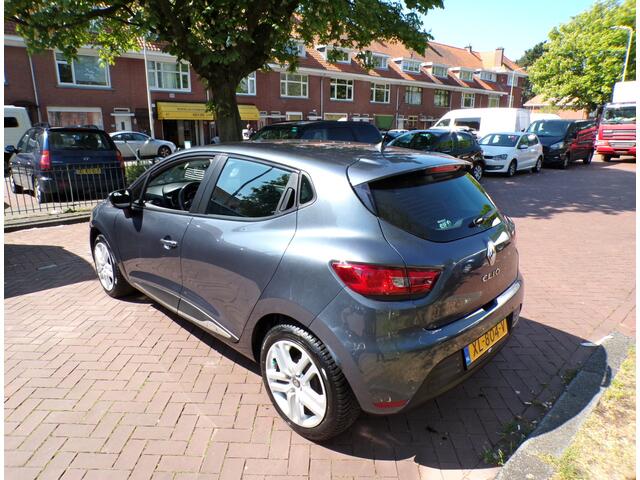 Renault CLIO 0.9 TCe Zen CRUISECONTROL NAVI TELEFOON......