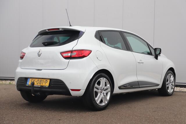 Renault CLIO 1.5 dCi Ecoleader Zen Trekhaak Navigatie Airco Cruise Control Bluetooth LED