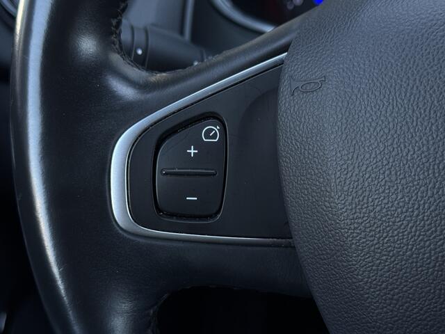 Renault CLIO 1.2 TCe Intens Prijs Inclusief Onderhoud & 12 Maand BOVAG Garantie | Achteruitrijcamera | Climate Control |
