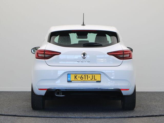 Renault CLIO 1.3 TCe Intens | 360 graden camera | BOSE | Climate Control | Cruise control | Parkeersensoren voor en achter |