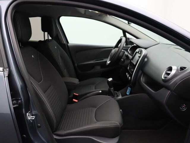 Renault CLIO Estate TCe 90pk Limited | Trekhaak | LMV | Airco | Cruise control | Parkeersensoren achter |