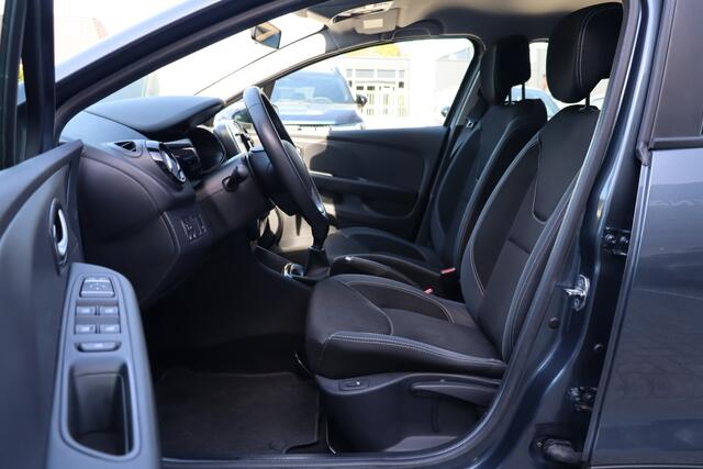 Renault CLIO Estate 0.9 TCe Zen | Stoelverwarming | Navigatie | Airco | Cruise Control