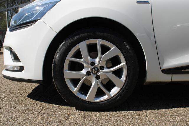 Renault CLIO Estate 0.9 TCe Limited