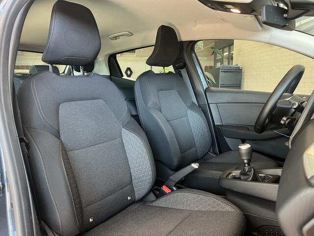 Renault CLIO 1.0 TCe Business Zen Navi | PDC | Airco | Carplay | Cruise Control | Dealer Onderhouden!