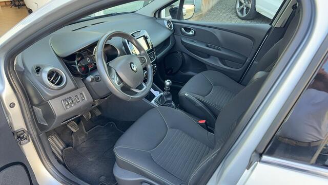 Renault CLIO Estate 1.2 TCe Limited