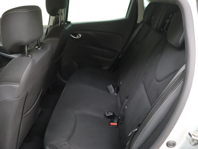Renault CLIO 0.9 TCe Limited | 5-drs | Navigatie | Parkeersensoren achter | Bluetooth | Airco | Lichtmetalen velgen 16"