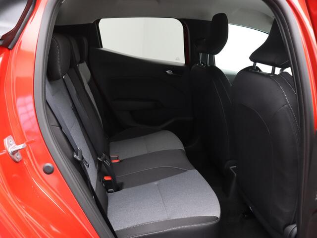 Renault CLIO Limited 35 E-Tech Full Hybrid 145 | Uniek bij ABD | 35-jarige jubileumeditie | Limited 35 design elementen |