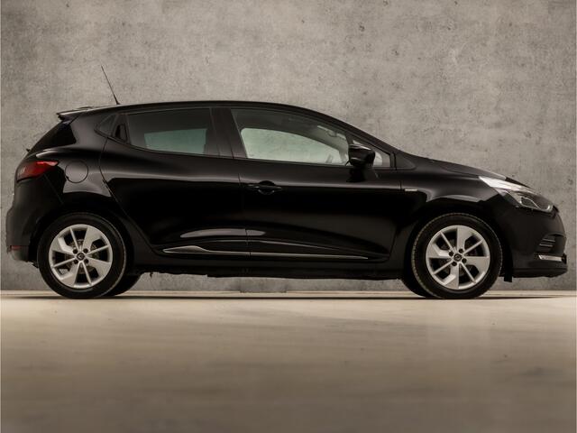 Renault CLIO 1.2 TCe Intens Automaat (NAVIGATIE, CLIMATE, LM VELGEN, SPORTSTOELEN, PARKEERSENSOREN, CRUISE, NIEUWSTAAT)