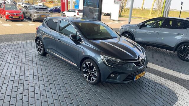 Renault CLIO 1.6 E-Tech Hybrid 140 Intens APPLE CARPLAY EN ANDROID AUTO / NAVIGATIE / PARKEERSENSOREN / PARKEERCAMERA / AIRCO / CRUISE CONTROL / BOSE AUDIO / DEALER ONDERHOUDEN!