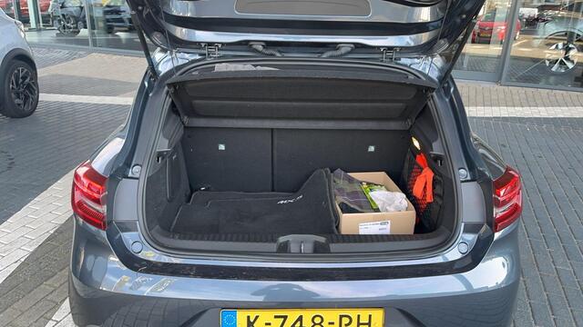 Renault CLIO 1.6 E-Tech Hybrid 140 Intens APPLE CARPLAY EN ANDROID AUTO / NAVIGATIE / PARKEERSENSOREN / PARKEERCAMERA / AIRCO / CRUISE CONTROL / BOSE AUDIO / DEALER ONDERHOUDEN!