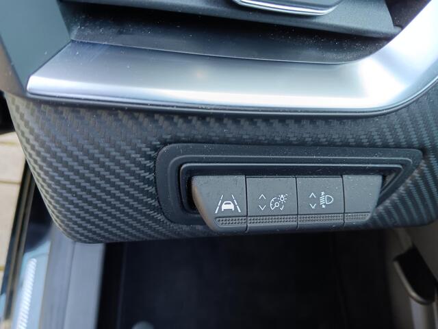 Renault CLIO 1.6 E-Tech Hybrid 145 E-Tech Engineered