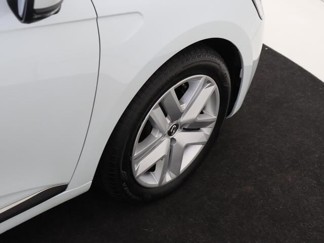 Renault CLIO 1.6 E-Tech Hybrid 140PK Zen | Keyless | Carplay | Parkeersensoren achter | Climate Control | Cruise Control | LED Koplampen