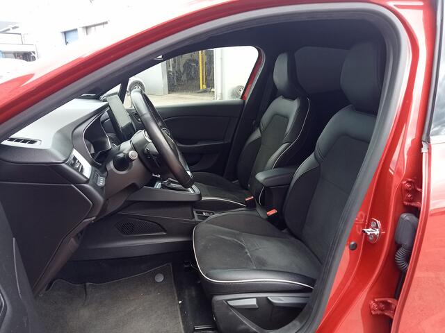 Renault CLIO 1.3 TCe Initiale Paris | Nieuw Binnen | Navigatie | Automaat | Stoel/Stuur Verwarming |