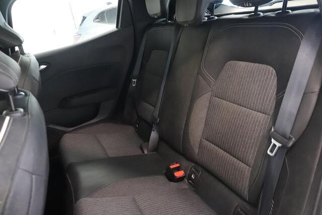 Renault CLIO 1.6 E-Tech Hybrid 140 Intens | Parkeersensor | Climatronic | Apple Carplay Android Auto Navigatie | Key-less | Trekhaak |