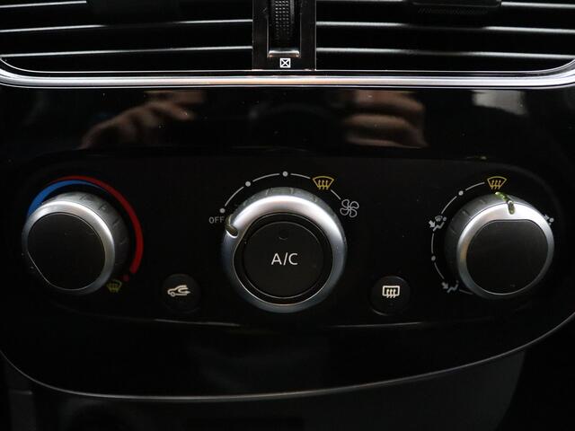 Renault CLIO Estate 90pk TCe Limited Airco | Cruise | Carplay | Navi | Parkeersens. achter | Trekhaak