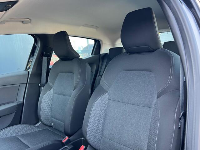 Renault CLIO 1.0 TCe 90 Equilibre Navi