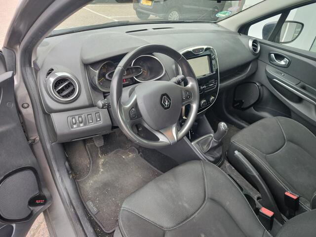 Renault CLIO Estate 0.9 TCe NIGHT&DAY Trekhaak | Cruise | Navigatie
